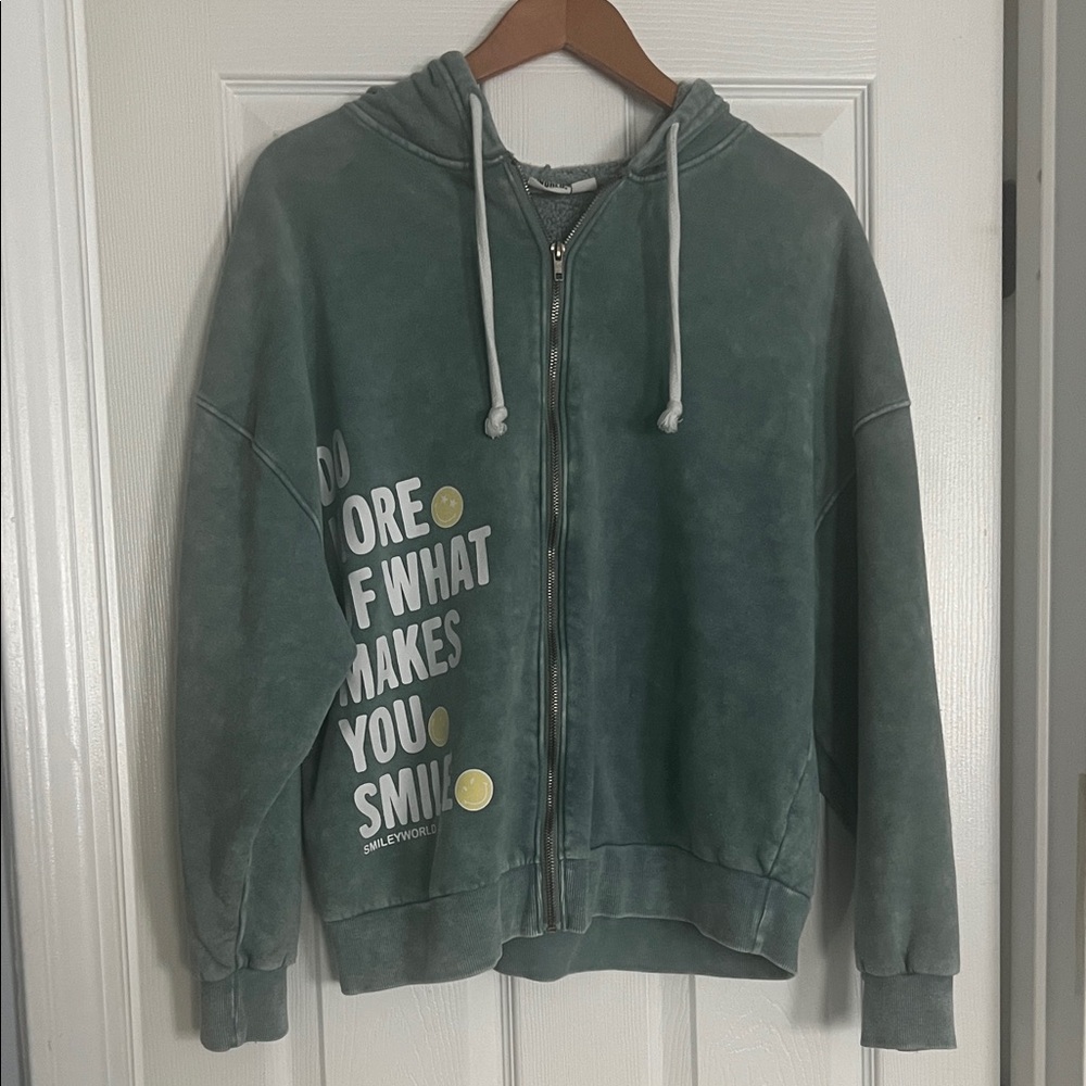 SmileyWorld Women’s Graphic Hoodie